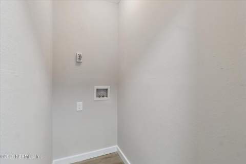 2569 Orchard Street, Jacksonville FL - photo 18 of 27