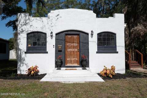 519 W 26Th Street, home for sale on W 26Th Street