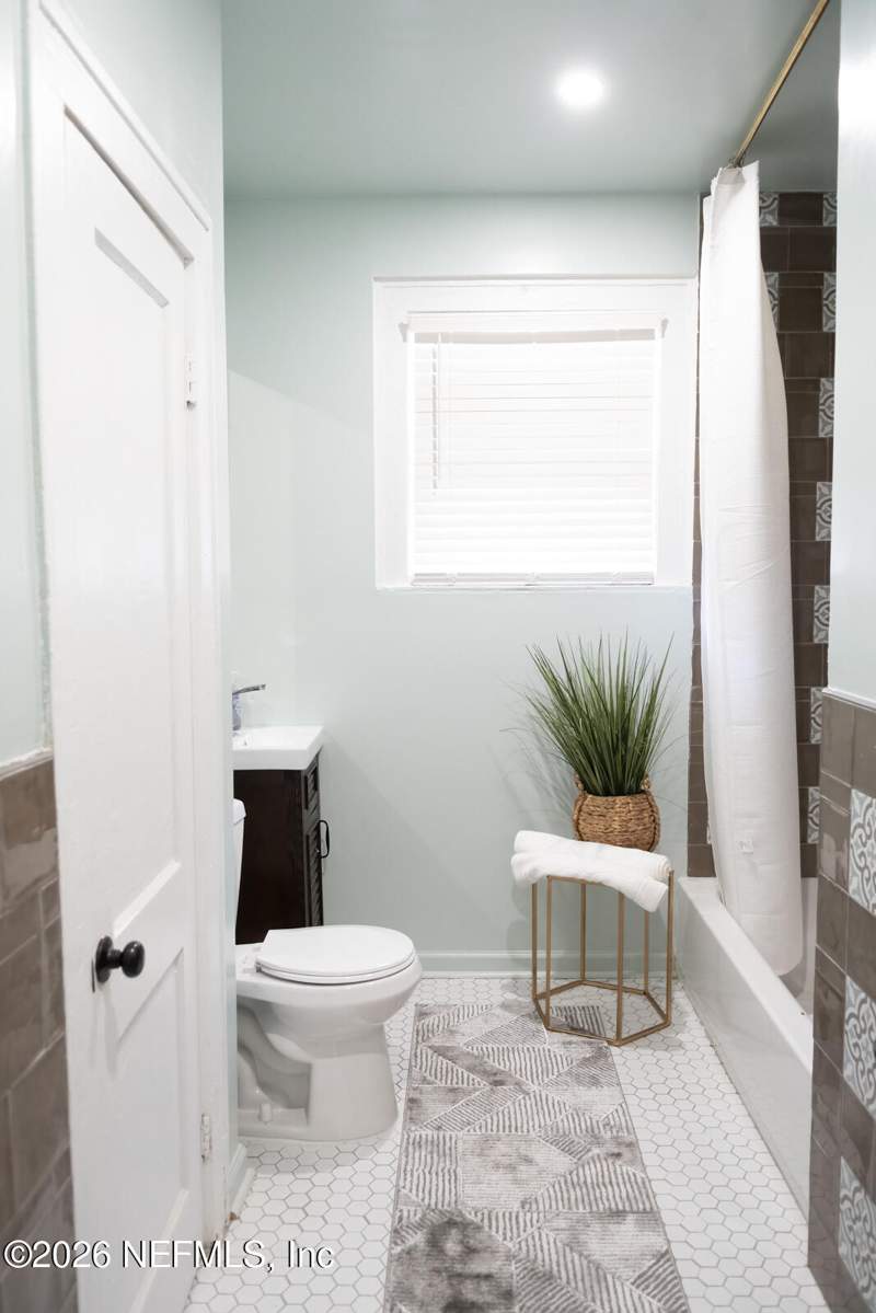 2 bedroom Single Family Residence at 519 W 26th Street, Brentwood, Jacksonville — photo 3