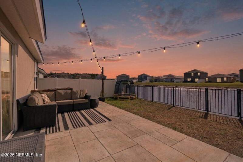 3 bedroom Single Family Residence at 6111 Bucking Bronco Drive, Winchester Ridge, Jacksonville — photo 2
