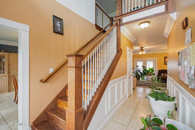 5 bedroom Single Family Residence at 3704 NE Rocky Ford Road, Madison, Madison — photo 2