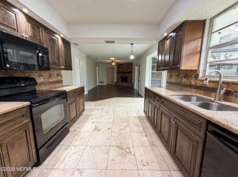606 Gulfstream Trail, Orange Park FL - photo 10 of 22