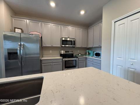 12908 Josslyn Lane, Jacksonville FL - photo 8 of 29