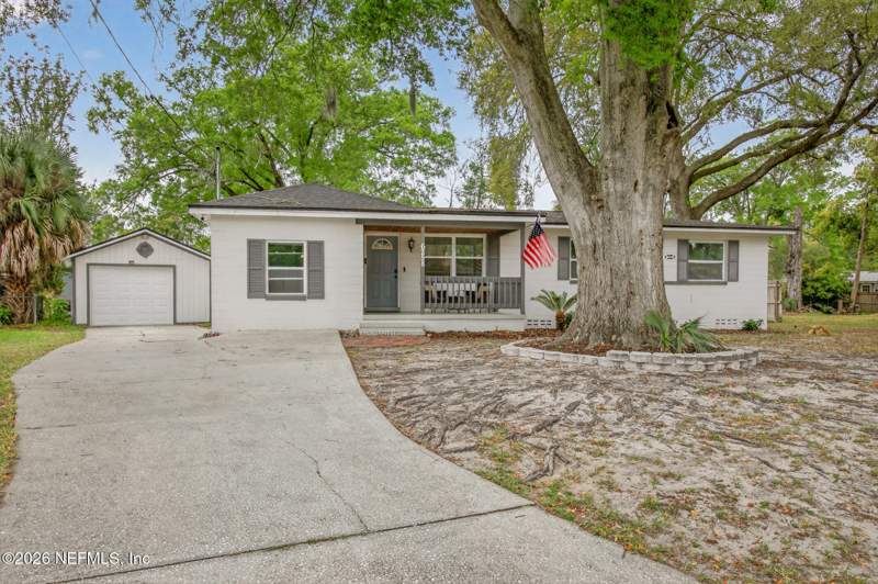 4 bedroom Single Family Residence at 6258 Alexon Drive, Oak Hill, Jacksonville — photo 2