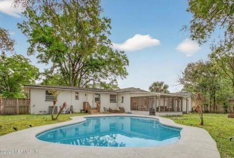 6258 Alexon Drive, Jacksonville FL - photo 6 of 40