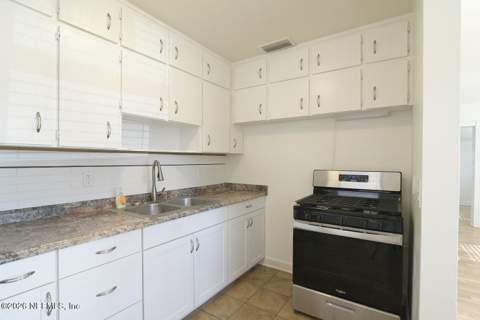 477 Sailfish Drive, Atlantic Beach FL - photo 16 of 24