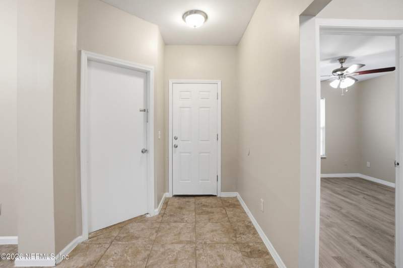 3 bedroom Single Family Residence at 10769 Alumni Way, Woodland Station, Jacksonville — photo 4