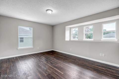 12283 Cardinal Creek Drive, Jacksonville FL - photo 24 of 33