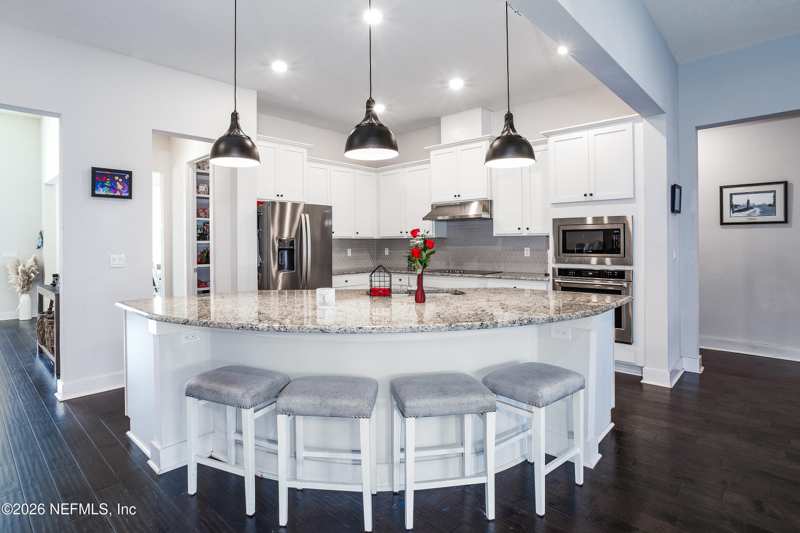 4 bedroom Single Family Residence at 36453 Shortleaf Avenue, Southern Pines, Hilliard — photo 1