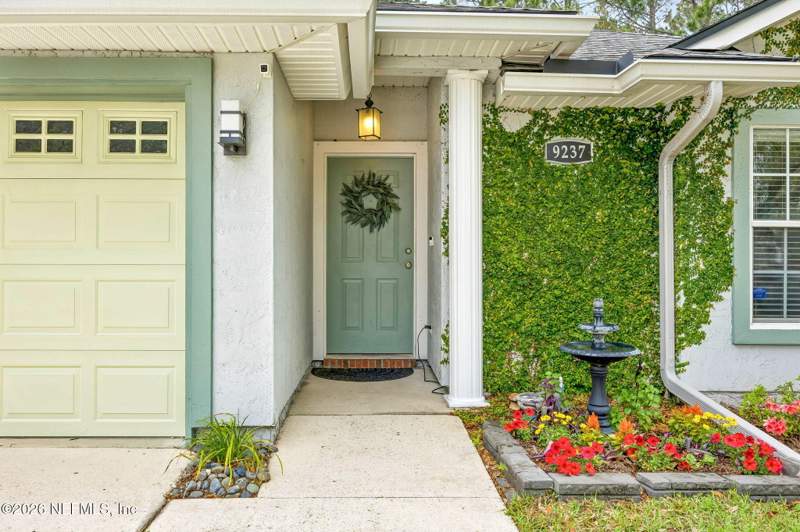 3 bedroom Single Family Residence at 9237 Fallsmill Drive, Watermill, Jacksonville — photo 5