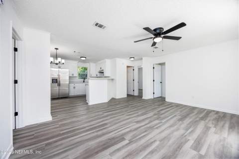 900 Helen Street, St. Augustine FL - photo 8 of 32
