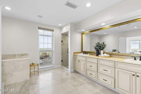 400 E Bay Street #Ph8, Jacksonville FL - photo 24 of 48