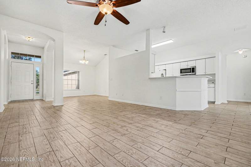4 bedroom Single Family Residence at 1821 Heartpine Drive, Brannan Mill Plantation, Middleburg — photo 3