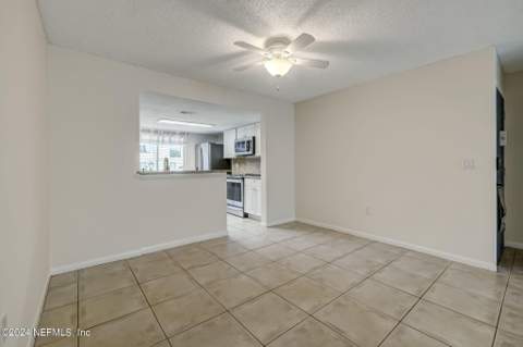 14750 Beach Boulevard #75, Jacksonville FL - photo 11 of 48