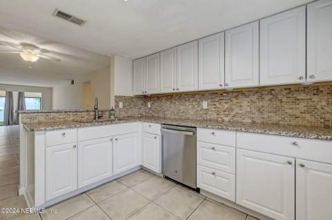 14750 Beach Boulevard #75, Jacksonville FL - photo 14 of 48