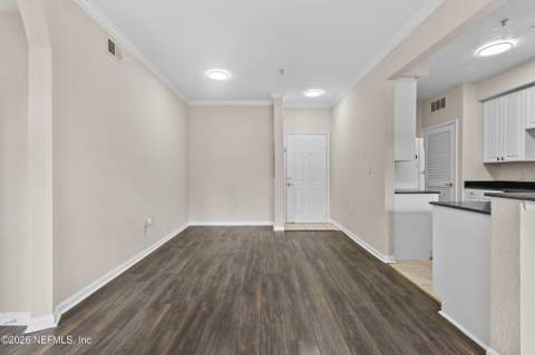 8539 Gate Parkway #9233, Jacksonville FL - photo 8 of 35