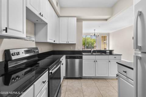 8539 Gate Parkway #9233, Jacksonville FL - photo 14 of 35