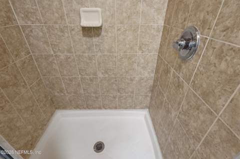 8539 Gate Parkway #9233, Jacksonville FL - photo 21 of 35