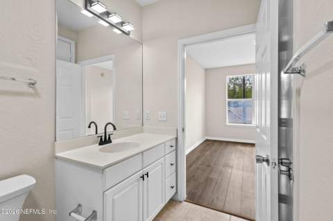 8539 Gate Parkway #9233, Jacksonville FL - photo 24 of 35