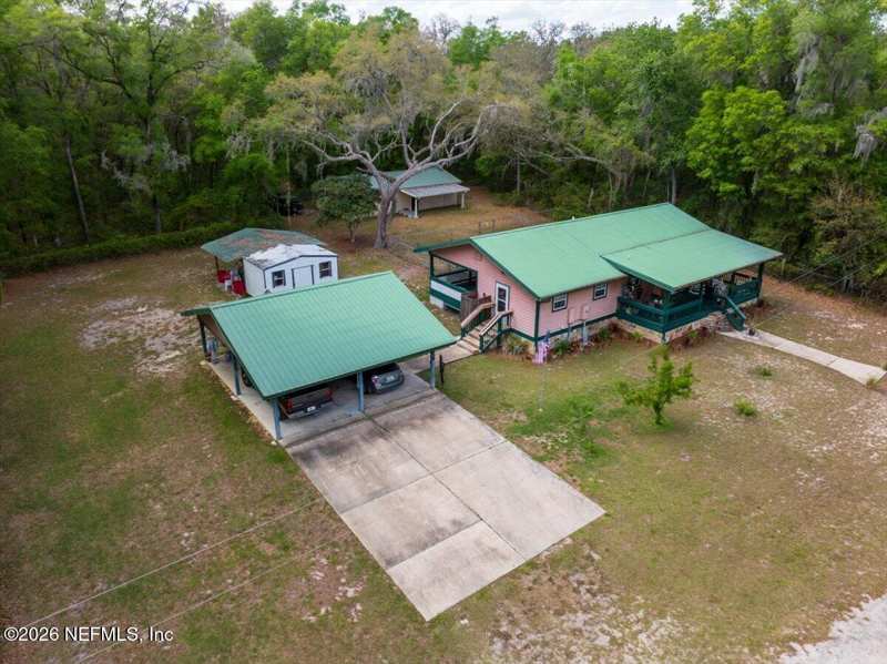 3 bedroom Single Family Residence at 111 Holly Drive, Lakeside Hills, Florahome — photo 1
