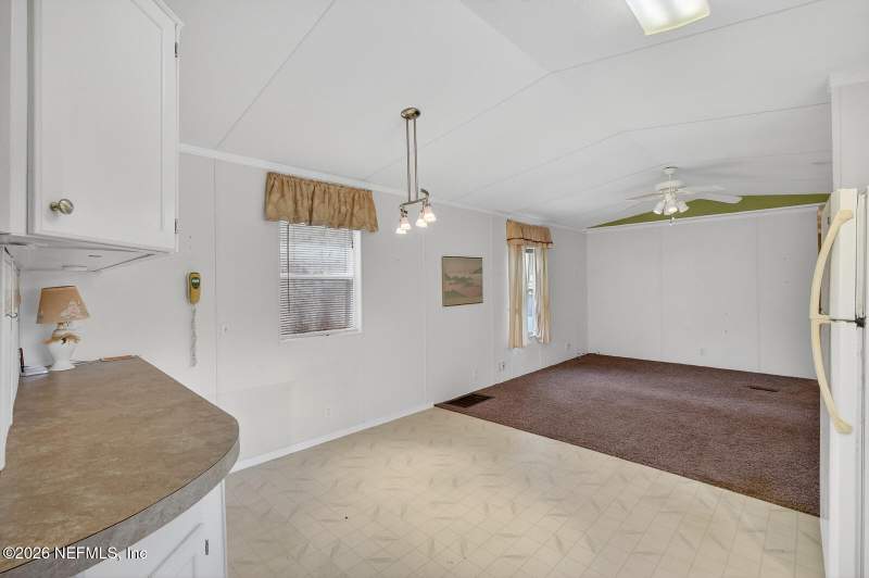 2 bedroom Manufactured Home at 440 Dumbarton Avenue, Welaka, Pomona Park — photo 5