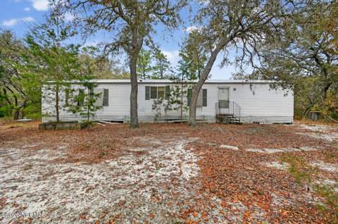 440 Dumbarton Avenue, Pomona Park FL - photo 21 of 33