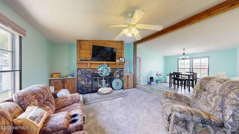 3 bedroom Manufactured Home at 160 Moonlite Drive, Sportsman Harbor, Welaka — photo 5