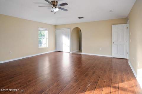 8190 Foxdale Drive, Jacksonville FL - photo 20 of 40