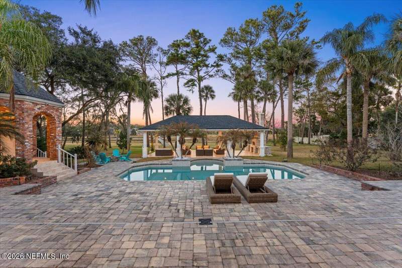5 bedroom Single Family Residence at 1370 Moss Creek Drive, Queens Harbour, Jacksonville — photo 5
