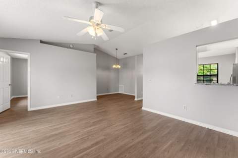 7809 Allspice Circle, Jacksonville FL - photo 13 of 28