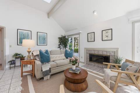 2144 Lakeside Drive, Fernandina Beach FL - photo 8 of 50