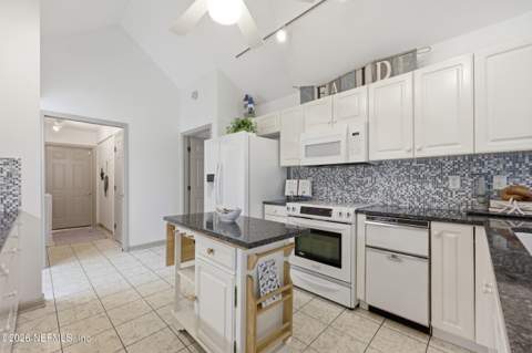 2144 Lakeside Drive, Fernandina Beach FL - photo 15 of 50