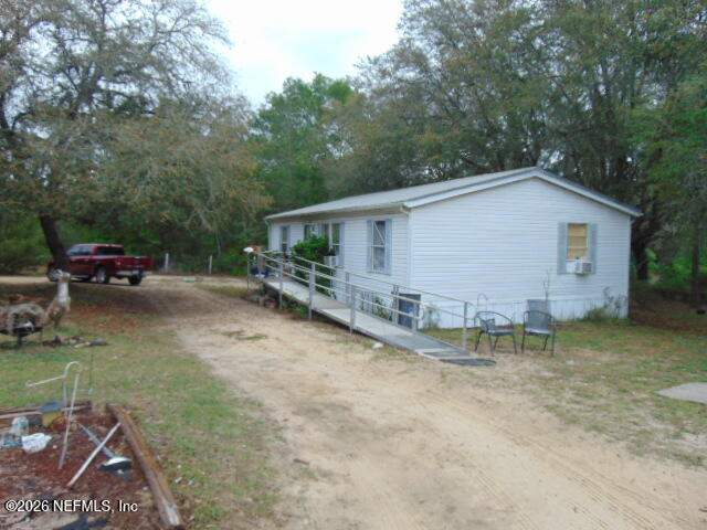 3 bedroom Mobile Home at 130 Interlachen Boulevard, Interlachen Lakes Estates, Interlachen — photo 4