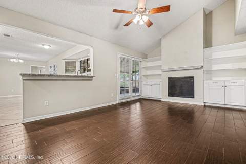 6266 Bahama Court, Fleming Island FL - photo 6 of 26
