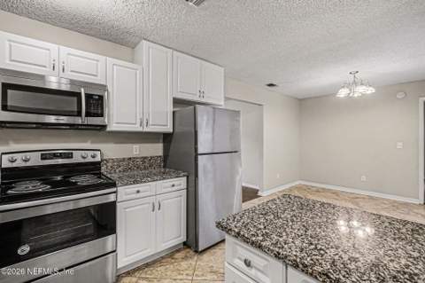 6266 Bahama Court, Fleming Island FL - photo 8 of 26