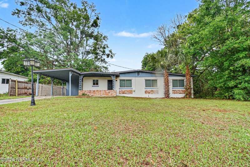 3 bedroom Single Family Residence at 6889 Tom Thumb Drive, Cedar Hills Estates, Jacksonville — photo 1