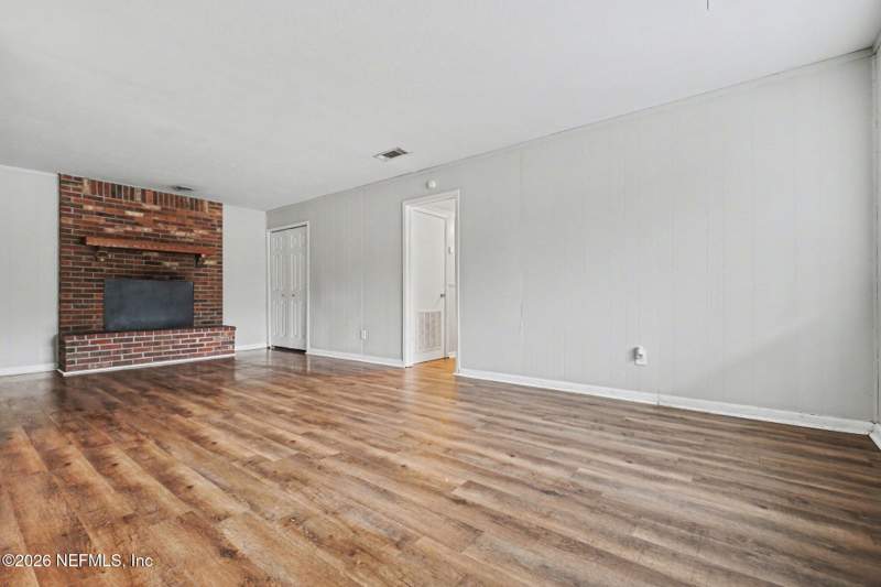 3 bedroom Single Family Residence at 6889 Tom Thumb Drive, Cedar Hills Estates, Jacksonville — photo 3