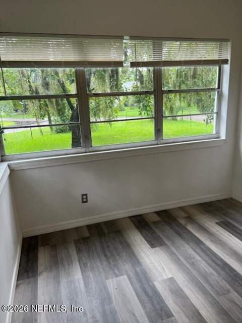 6831 Rhone Drive, Jacksonville FL - photo 18 of 37