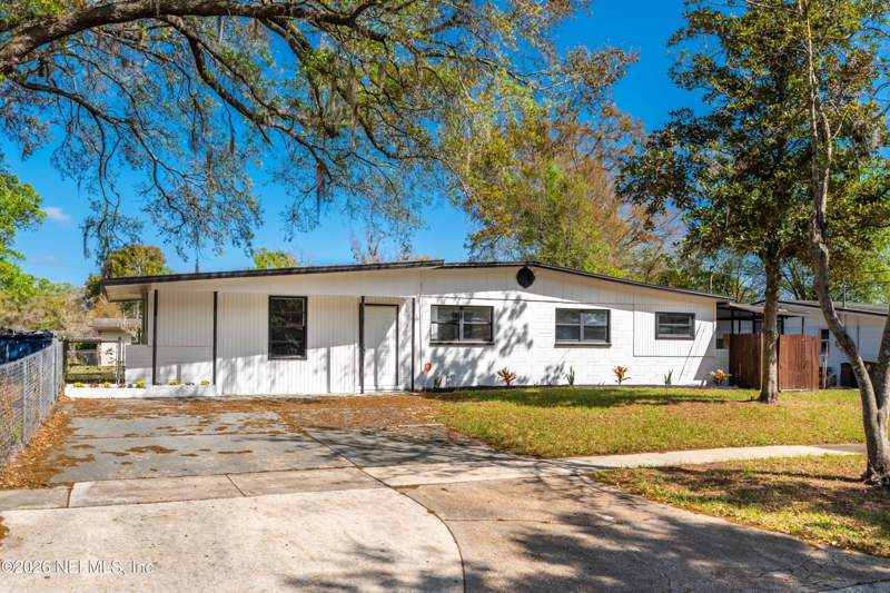 3 bedroom Single Family Residence at 7541 Strato Road, Oak Hill, Jacksonville — photo 3