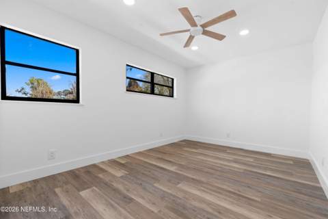 7541 Strato Road, Jacksonville FL - photo 15 of 32