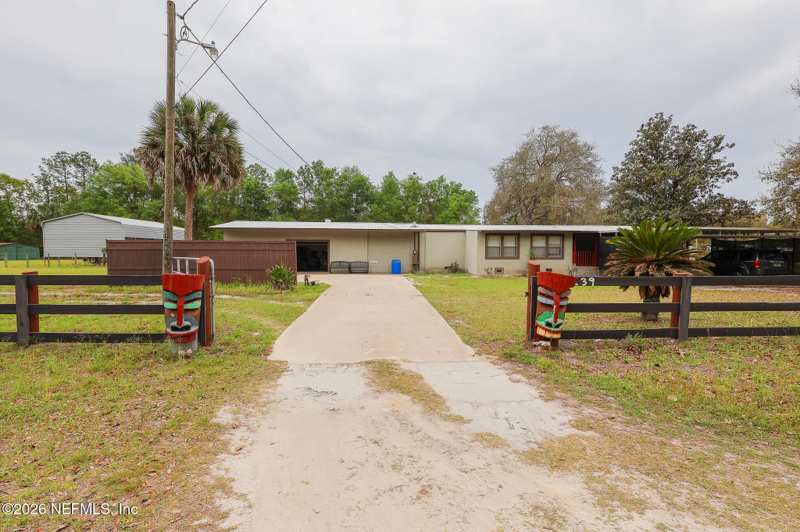 3 bedroom Mobile Home at 239 Lynne Drive, Palatka, Palatka — photo 1