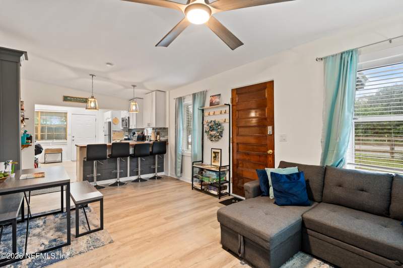 2 bedroom Single Family Residence at 1075 Anastasia Boulevard, Highland Manor, St. Augustine — photo 4