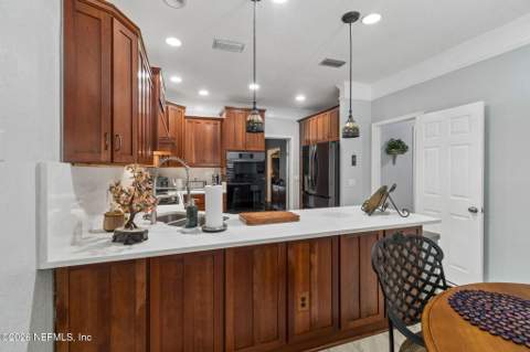 10754 Scott Mill Road #16, Jacksonville FL - photo 20 of 93