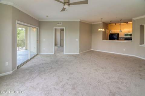 8290 Gate Parkway #1115, Jacksonville FL - photo 8 of 20