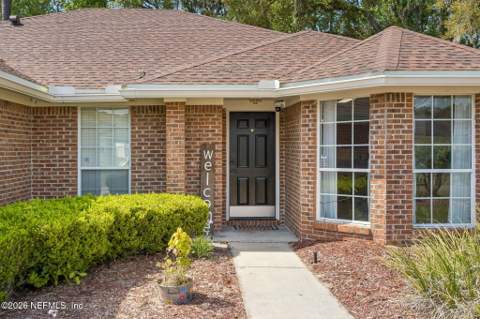 1033 Whirlaway Circle, Jacksonville FL - photo 6 of 62