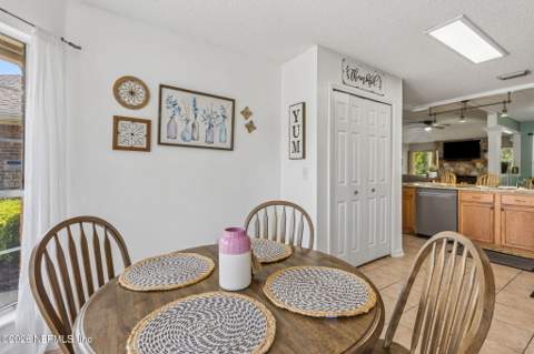 1033 Whirlaway Circle, Jacksonville FL - photo 21 of 62