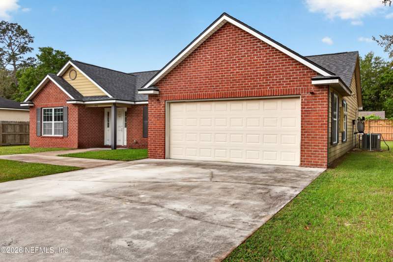 3 bedroom Single Family Residence at 940 State Road 13, Mandarin Meadows Sq, Fruit Cove — photo 2