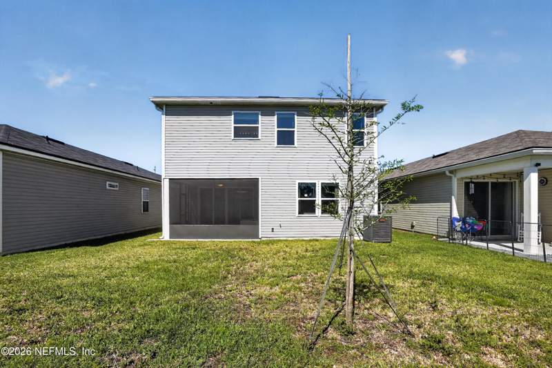 4 bedroom Single Family Residence at 7159 Red Timber Road, Forest Crest, Jacksonville — photo 2