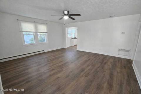 3072 Bessent Road, Jacksonville FL - photo 7 of 18