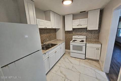 3072 Bessent Road, Jacksonville FL - photo 8 of 18